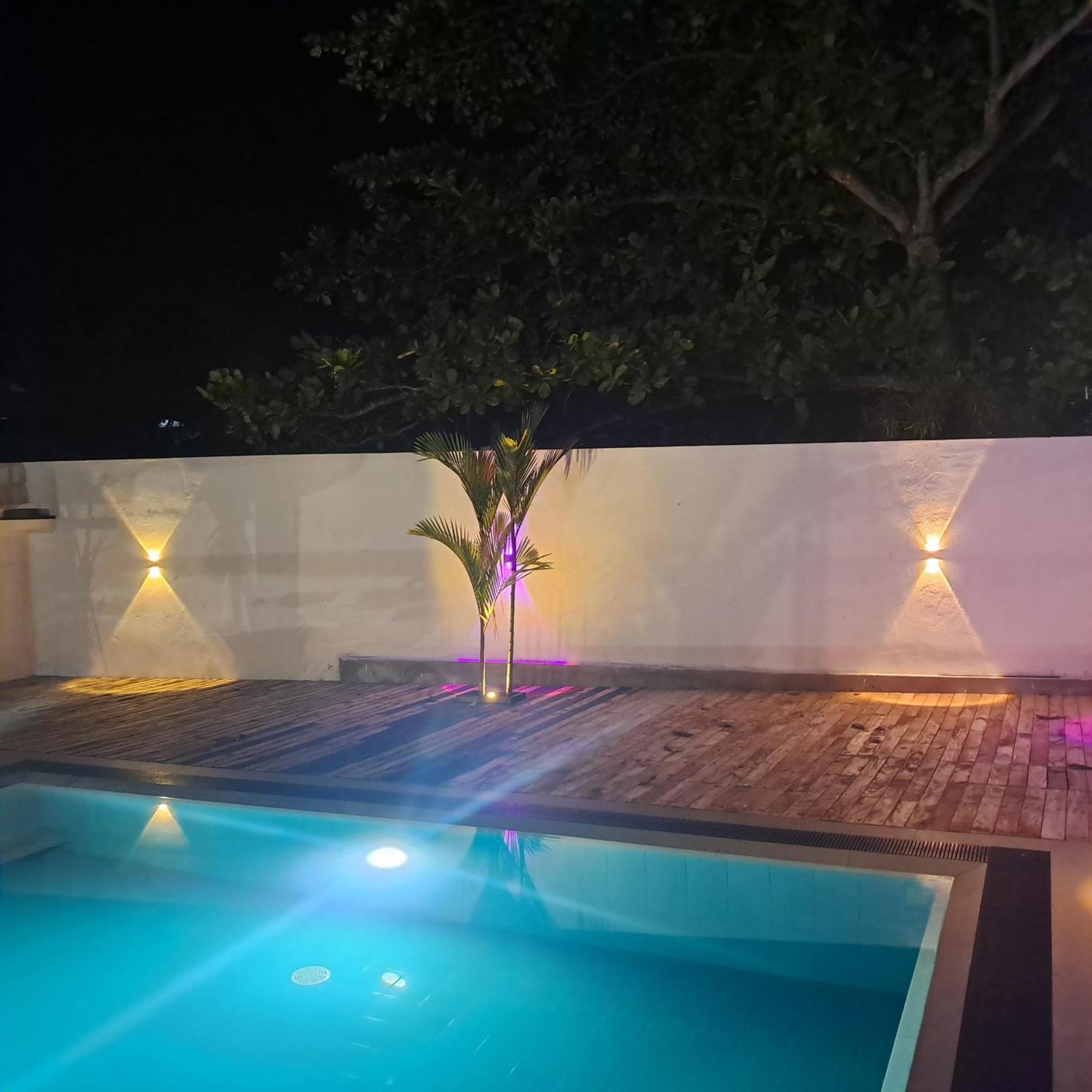 Banco Villa Beruwala Exterior photo