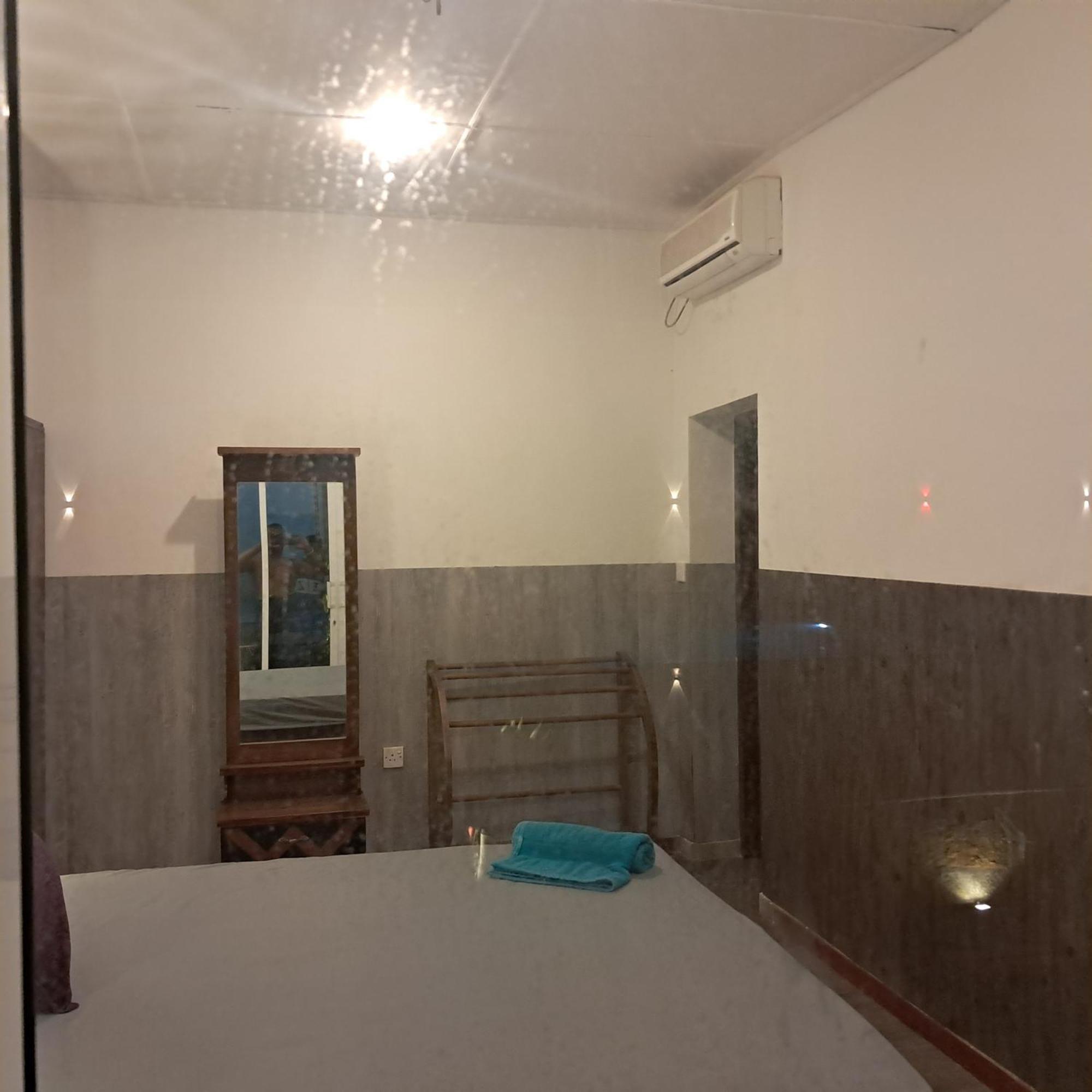 Banco Villa Beruwala Exterior photo